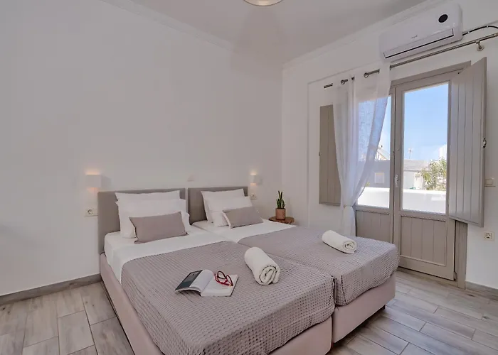 Elea Sun Kamari (Santorini)