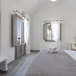 Elea Sun * Kamári